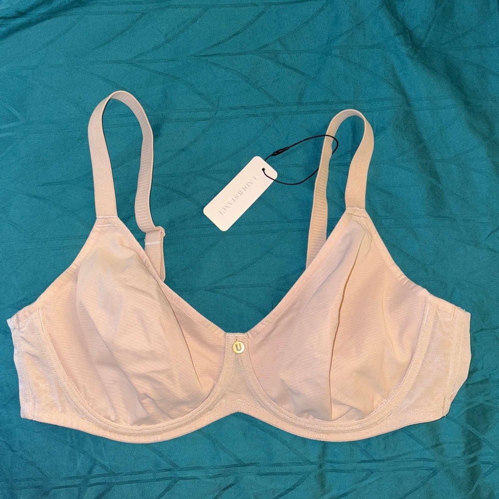 36DDD unpadded flexwire bra
